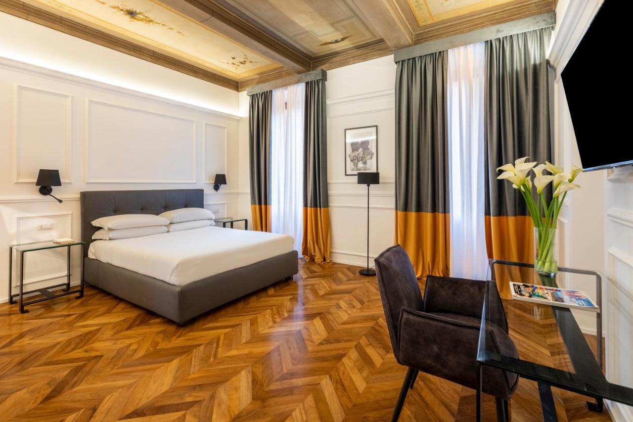 Largo Arenula Guest house *